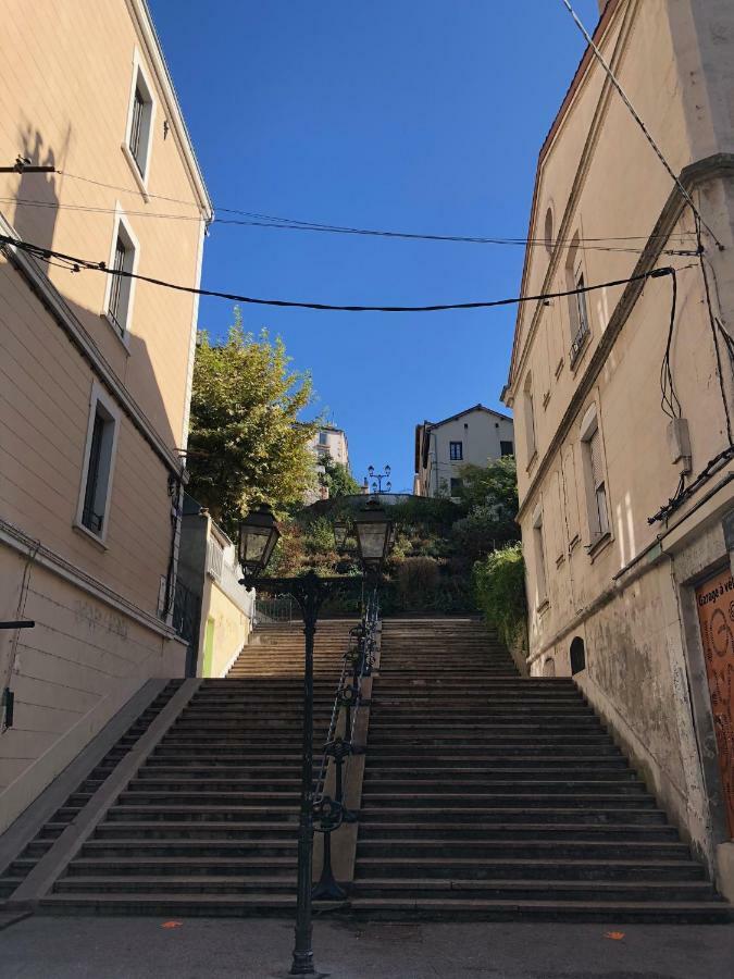Lulu Philipp Cote Cour Apartman Saint-Etienne  Kültér fotó